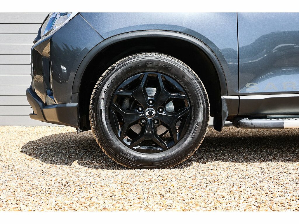 SsangYong Musso Pickup Black #40