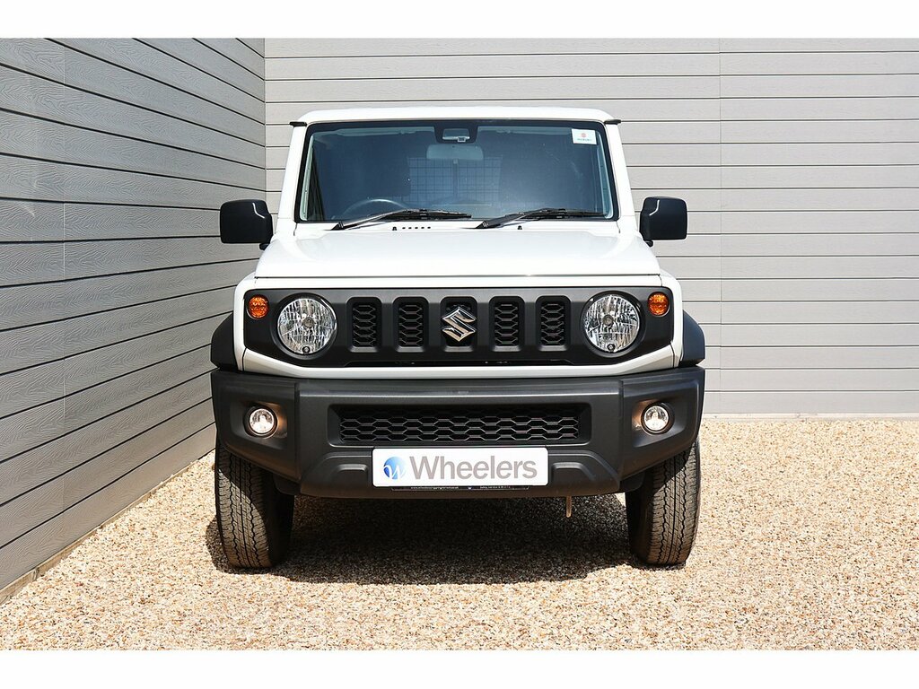 Suzuki Jimny Allgrip White #4