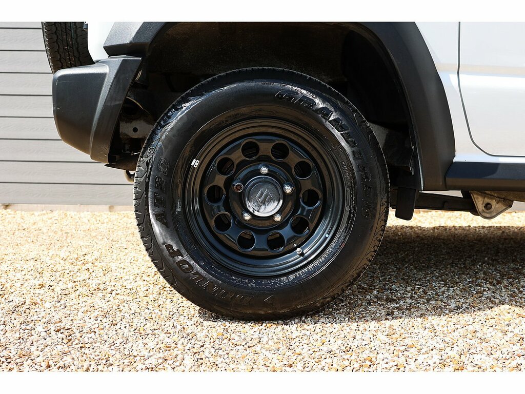 Suzuki Jimny Allgrip White #34