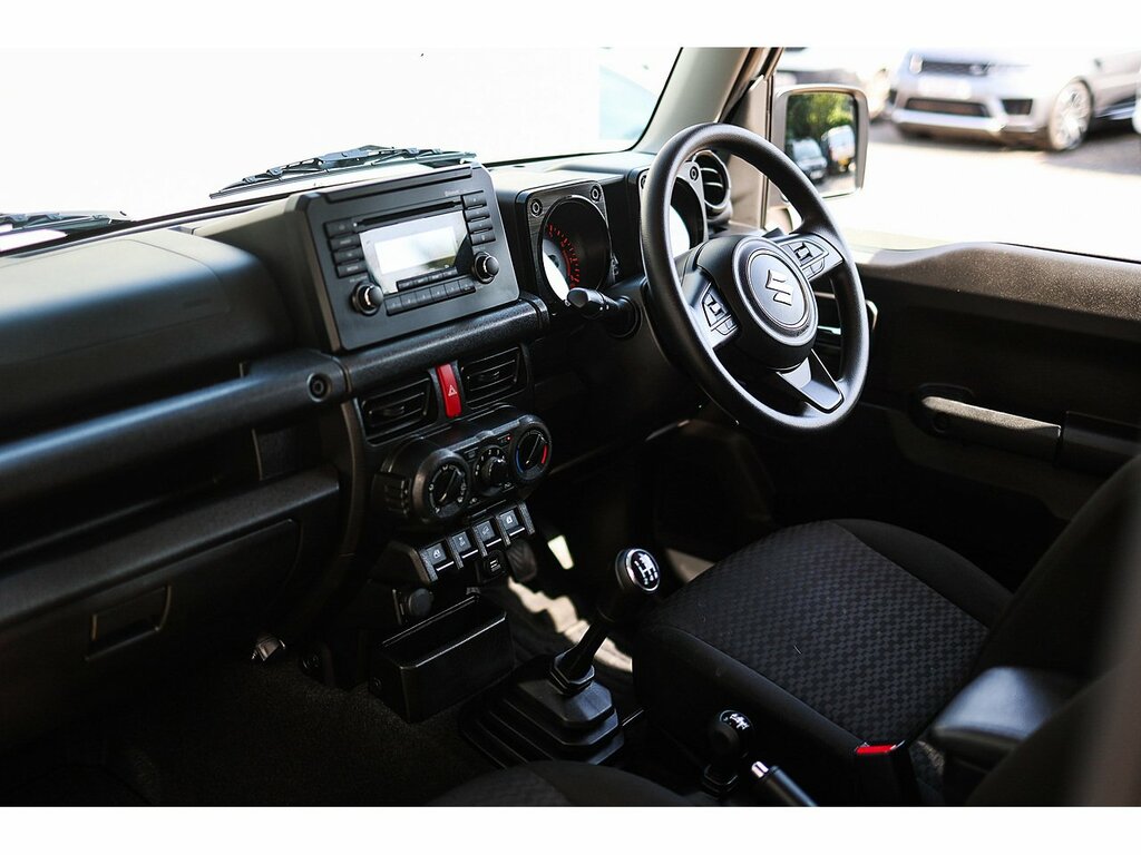 Suzuki Jimny Allgrip White #27
