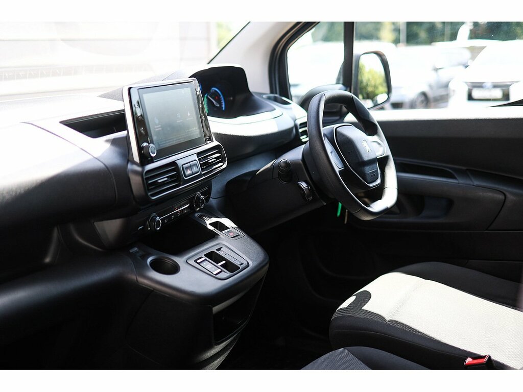 Peugeot E-Partner 800 Professional Premium Grey #2