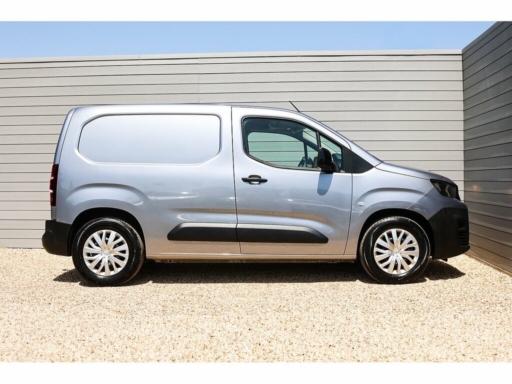 Peugeot E-Partner 800 50Kwh Professional Premium Standard Panel Van Grey #7