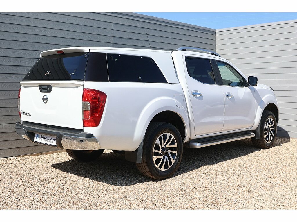 Nissan Navara Dci Tekna White #3