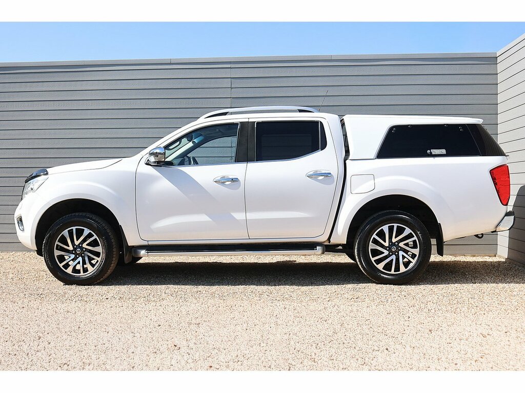 Nissan Navara Dci Tekna White #5