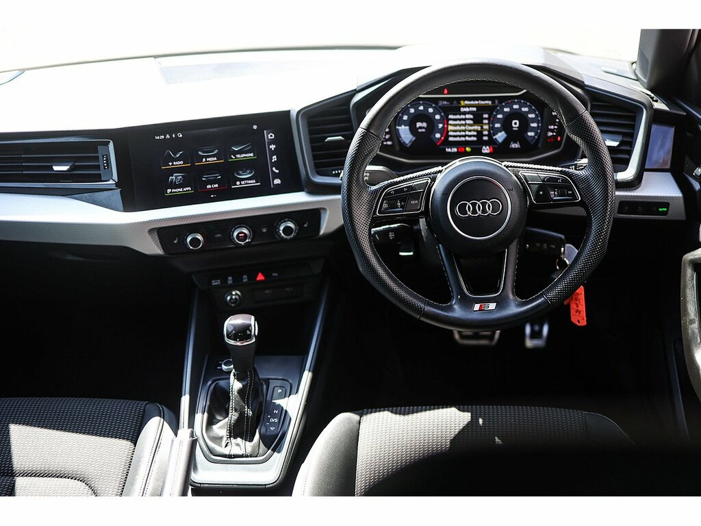 Audi A1 Tfsi S Line Black #2