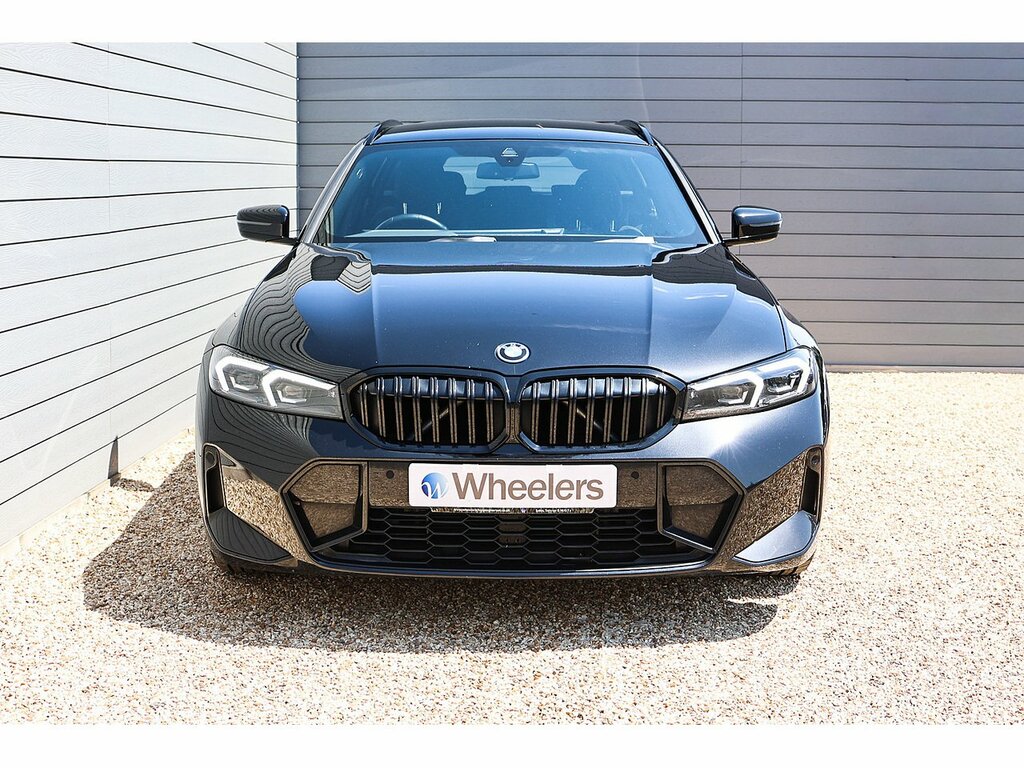 BMW 3 Series 330E M Sport Blue #4