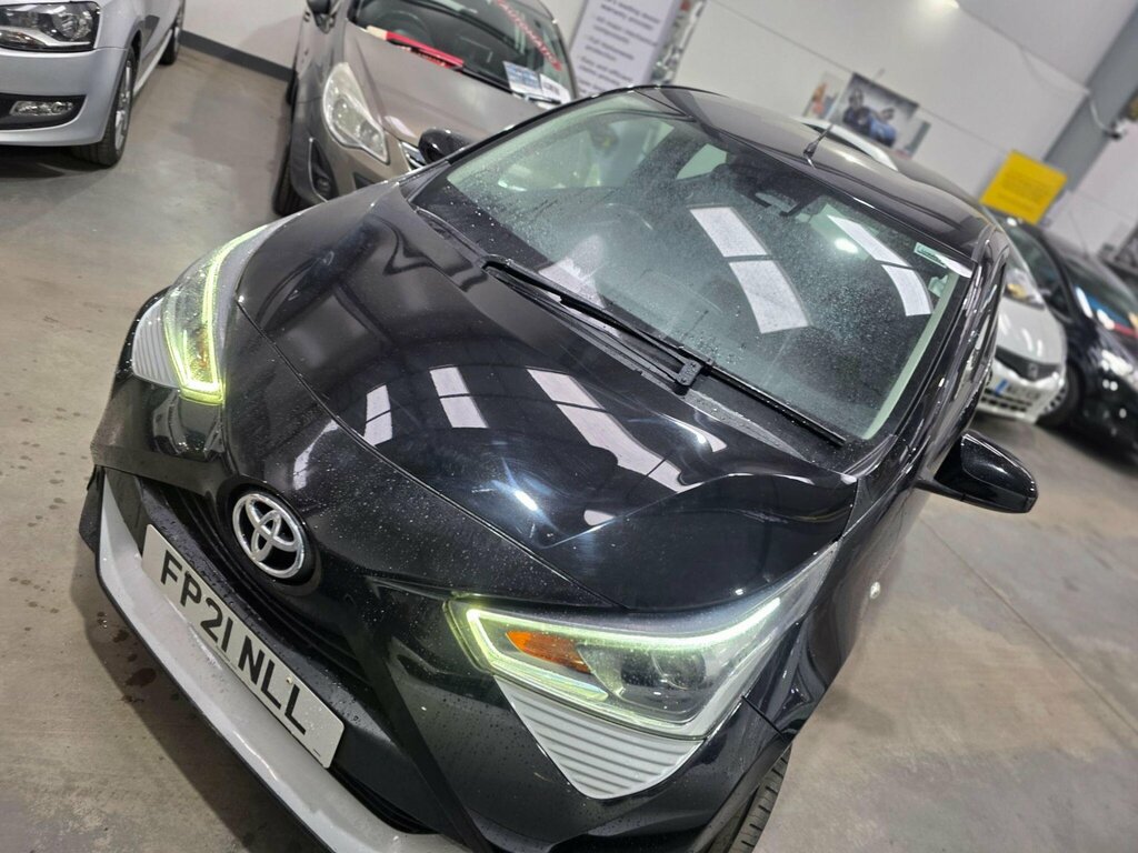 Toyota Aygo 1.0 Vvt-i X-play Euro 6 Safety Sense FP21NLL Black #3