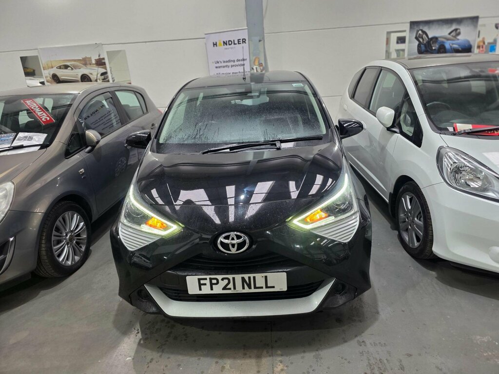 Toyota Aygo 1.0 Vvt-i X-play Euro 6 Safety Sense FP21NLL Black #4