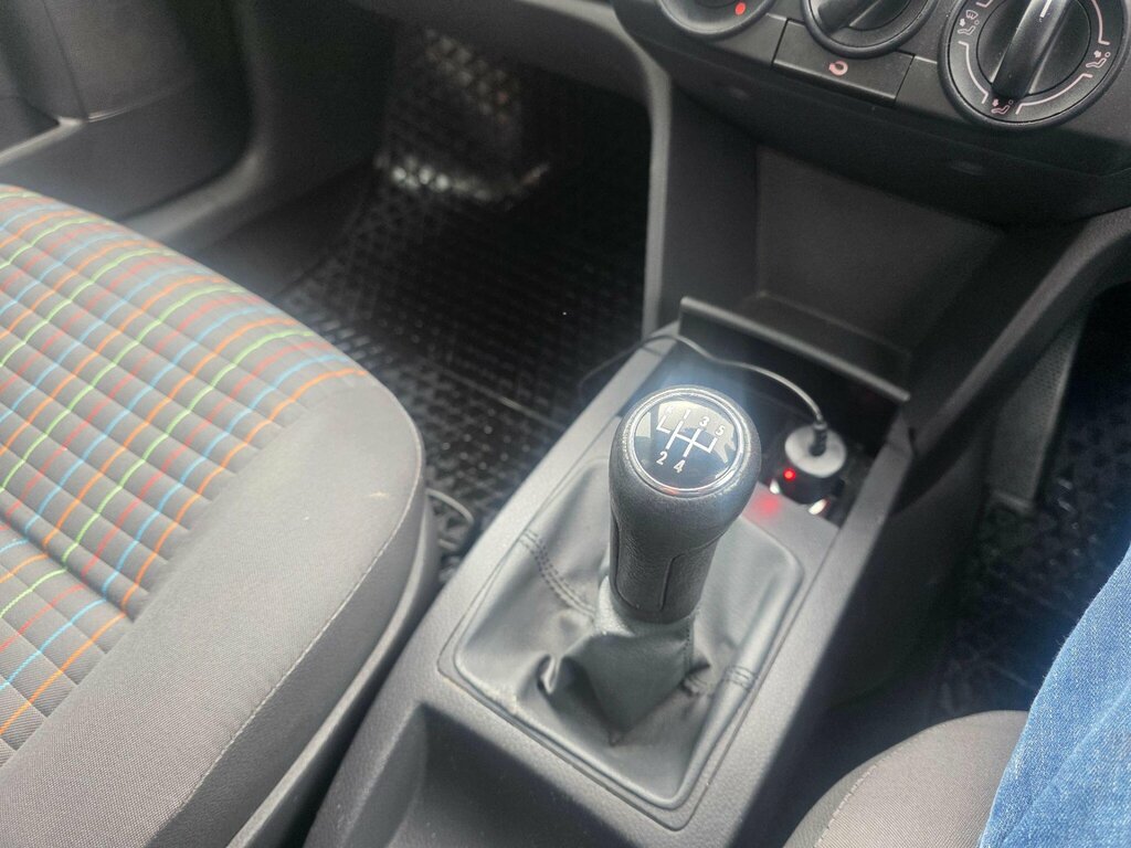 Volkswagen Polo 1.2 E Silver #6