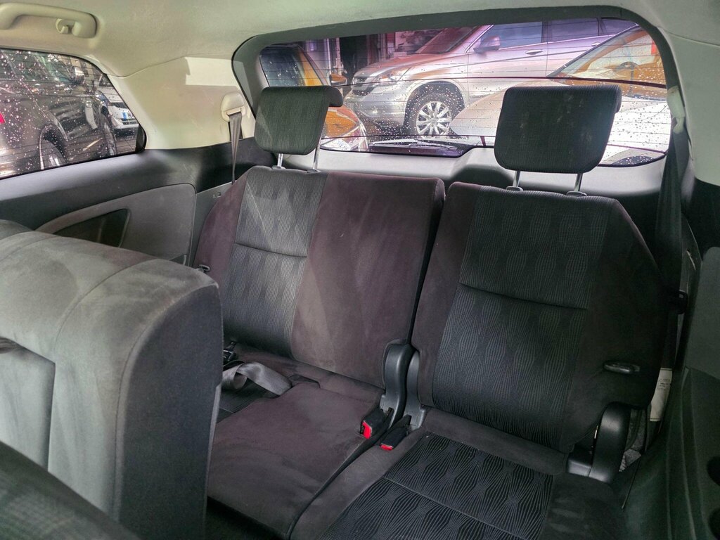 Toyota Estima 2.4 E 7 Silver #13