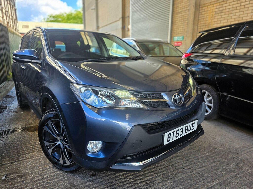 Toyota Rav 4 D-4d Invincible U2047 Red #1