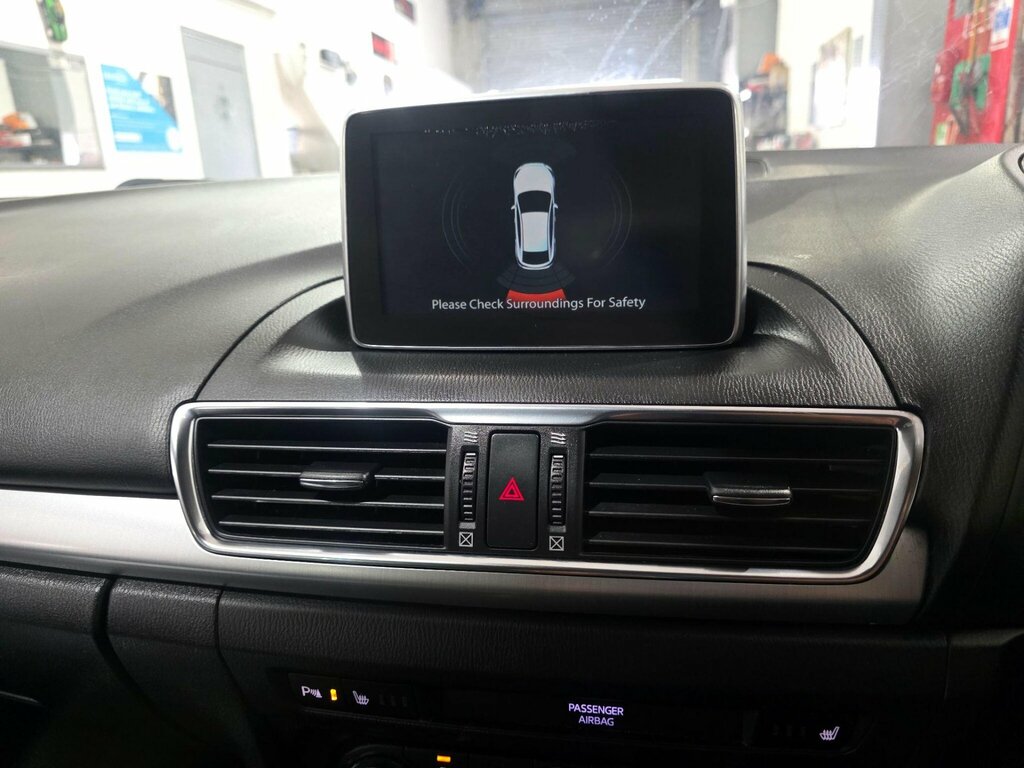 Mazda 3 Skyactiv-d Sport Nav Hatchback Red #37