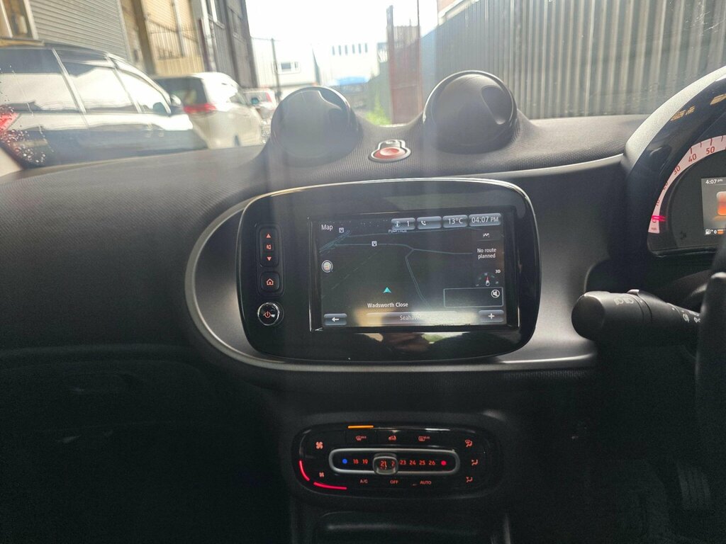 Smart Fortwo Prime White #25