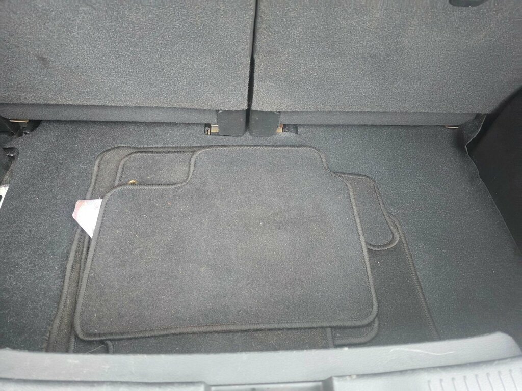 Suzuki Ignis Hatchback #31