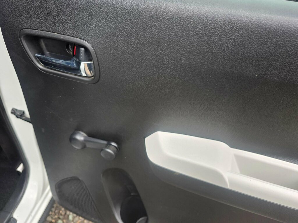 Suzuki Ignis Hatchback #23