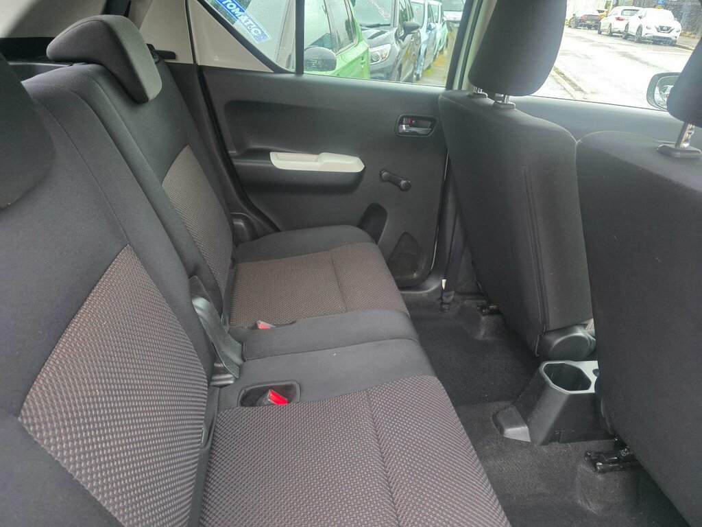 Suzuki Ignis Hatchback #16