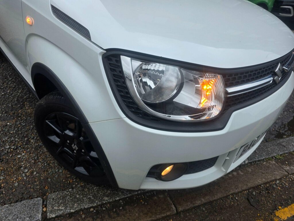 Suzuki Ignis Hatchback #33