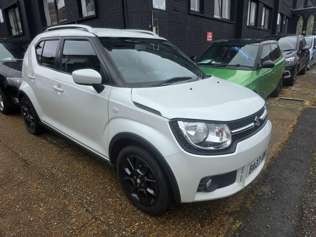 Suzuki Ignis Hatchback #12