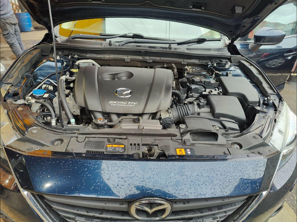Mazda 3 3 Se-l Red #17