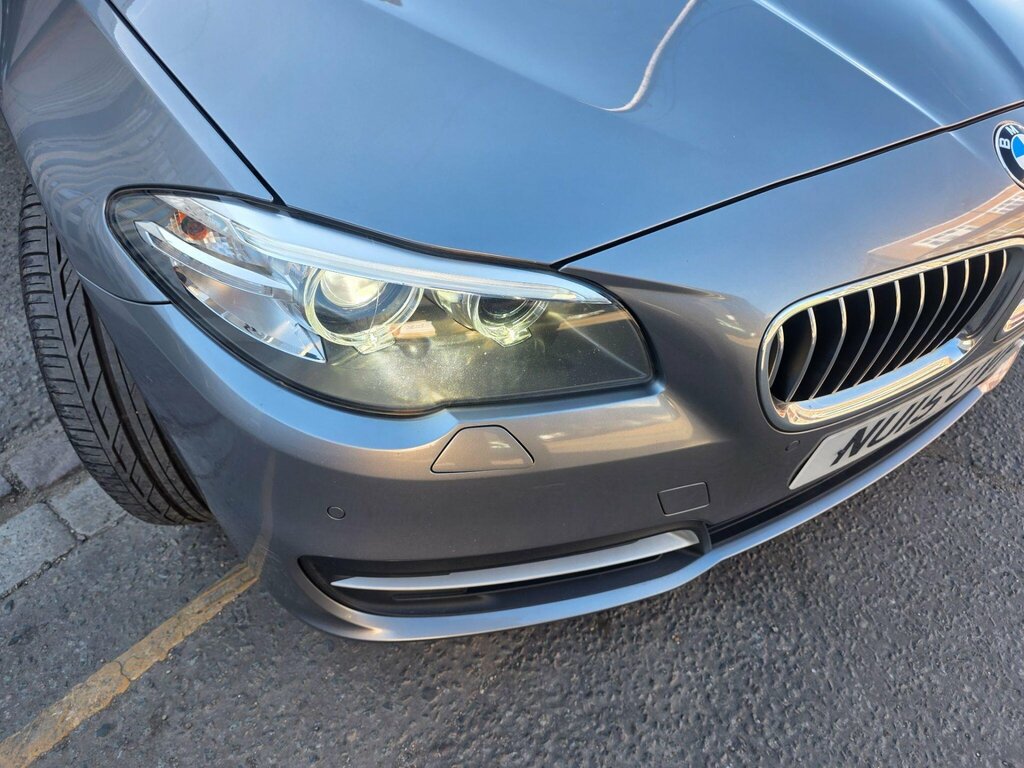 BMW 5 Series 530D M White #50