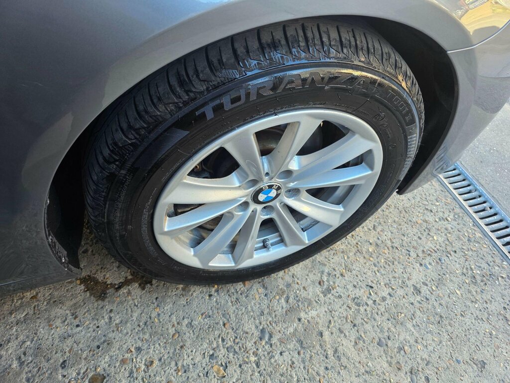 BMW 5 Series 530D M White #35