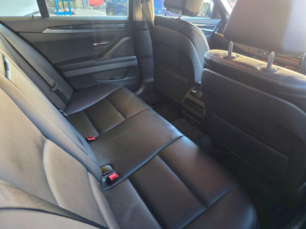 BMW 5 Series 530D M White #24