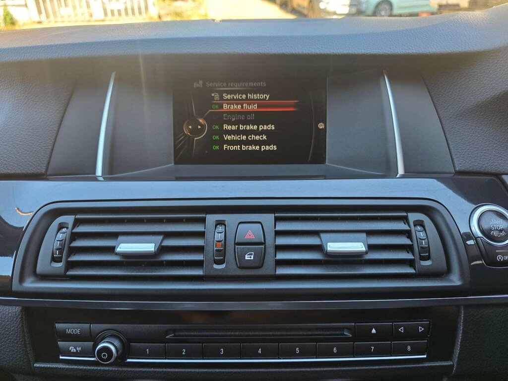 BMW 5 Series 530D M White #39