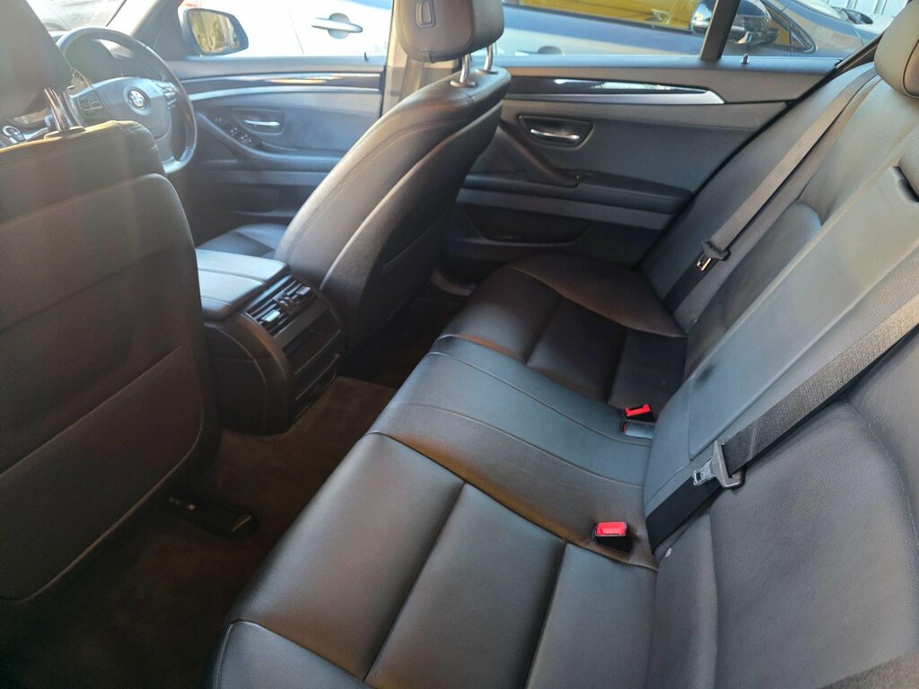 BMW 5 Series 530D M White #23