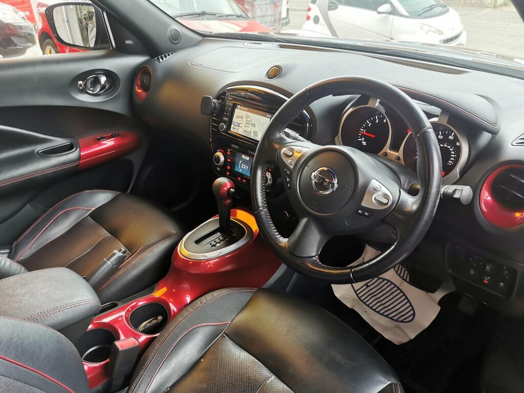 Nissan Juke 1.2 Tekna Dig-t 115 Bhp White #16