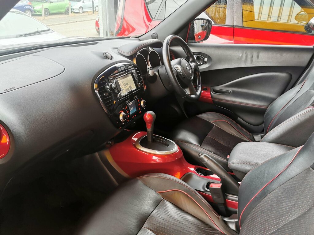 Nissan Juke 1.2 Tekna Dig-t 115 Bhp White #17
