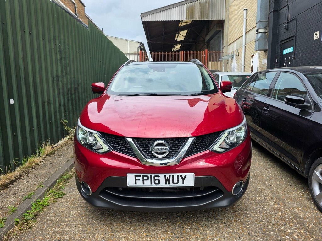 Nissan Qashqai 1.2 Dig-t Tekna Xtron 2Wd Euro 6 Ss Red #4