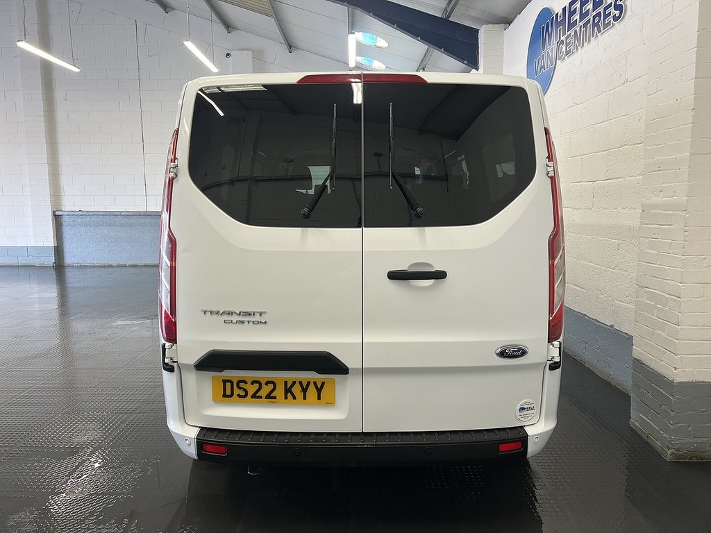 Ford Transit Custom Transit Custom 2.0 320 Ecoblue Trend Kombi L2 H1 E DS22KYY White #4