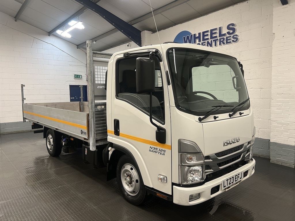 Isuzu Grafter 1.9D N35 Green Dropside LT23EFJ White #4