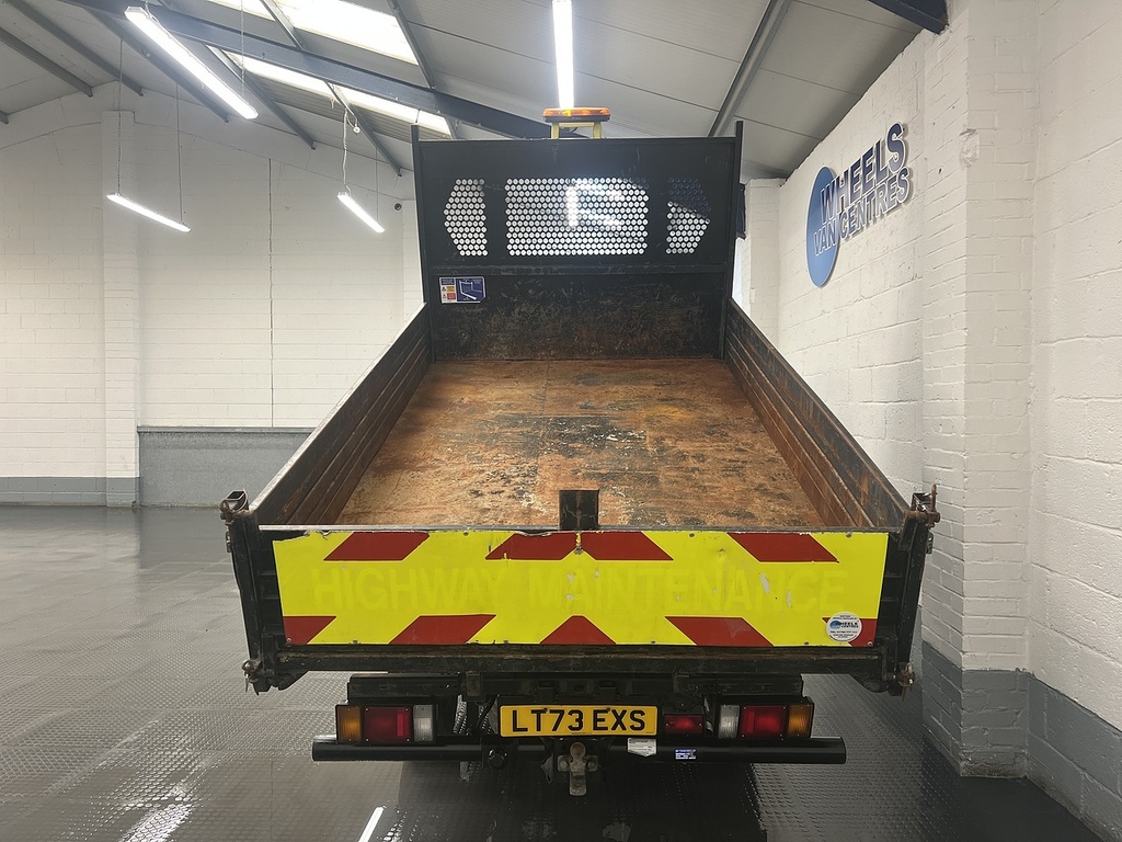 Isuzu  N35.125s Srw Tipper 1.9 Tipper LT73EXS White #3