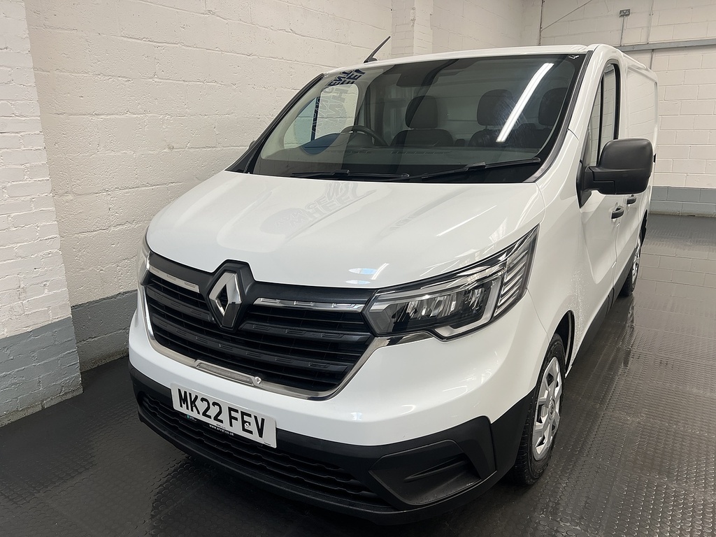 Renault Trafic 2.0 Dci Blue Sl28 Business Panel Van Ma White
