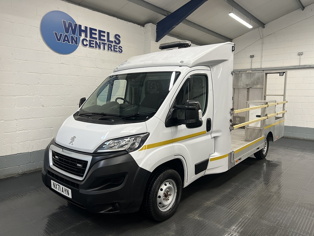 Peugeot Boxer 2.2Dropside 2.2 Dropside White