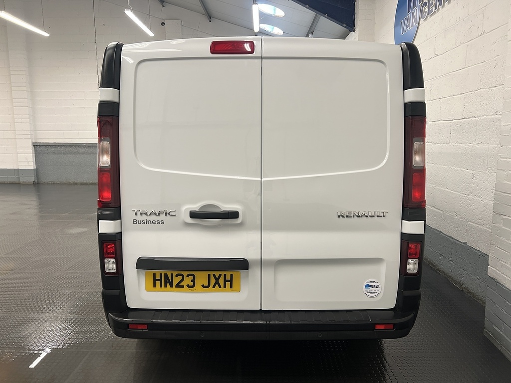 Renault Trafic 2.0 Dci Blue Sl28 Business Panel Van Ma HN23JXH White #4