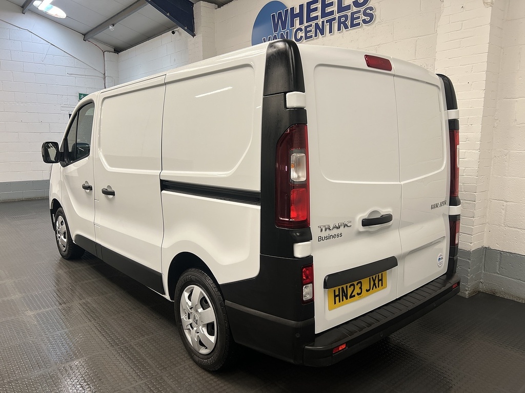 Renault Trafic 2.0 Dci Blue Sl28 Business Panel Van Ma HN23JXH White #3