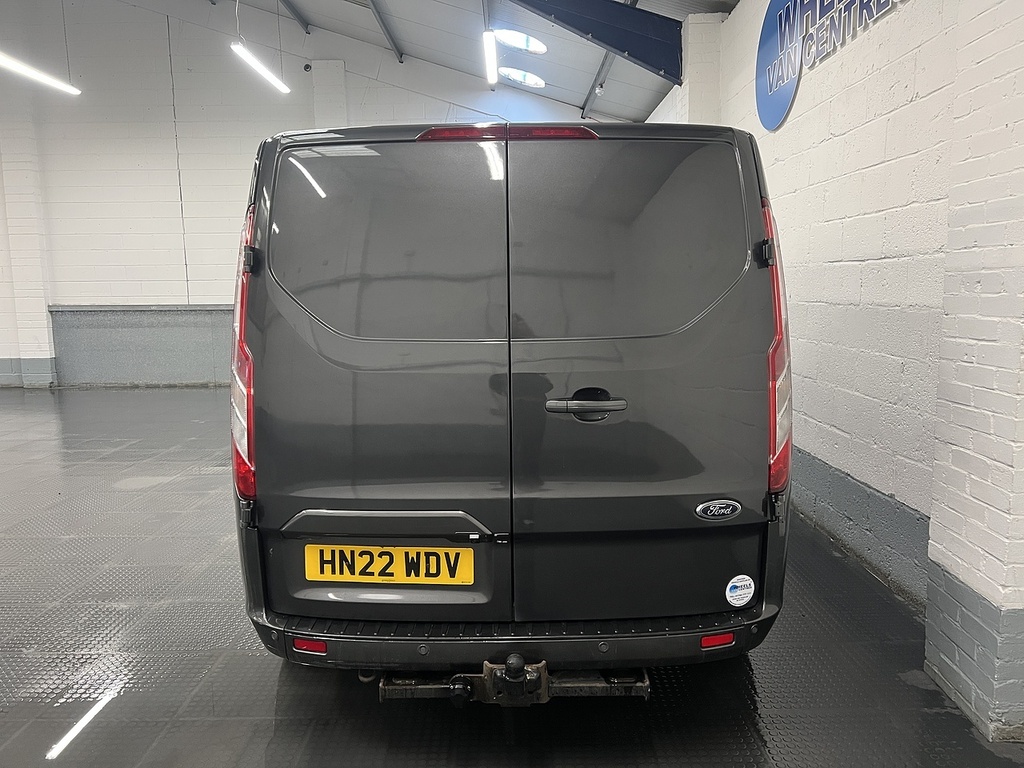 Ford Transit Custom 2.0 300 Ecoblue Limited Panel Van Manua HN22WDV #4