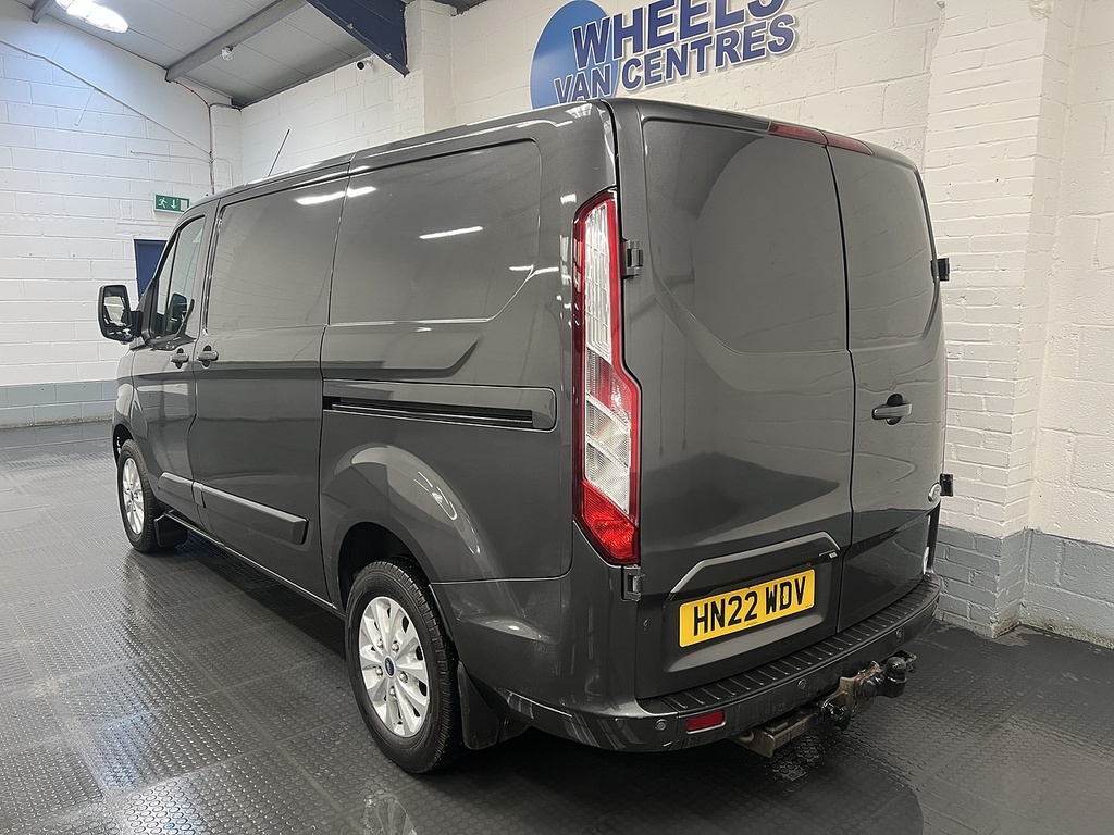Ford Transit Custom 2.0 300 Ecoblue Limited Panel Van Manua HN22WDV #3