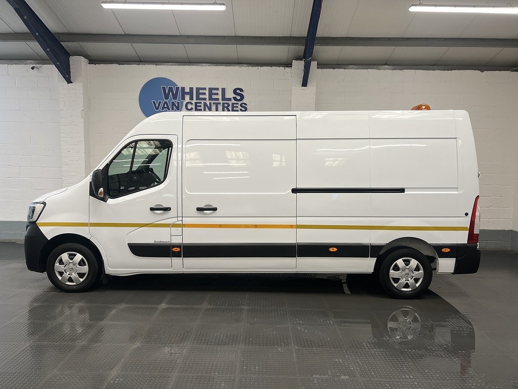 Renault Master 2.3 Dci 35 Business Panel Van F HN23GYP White #2