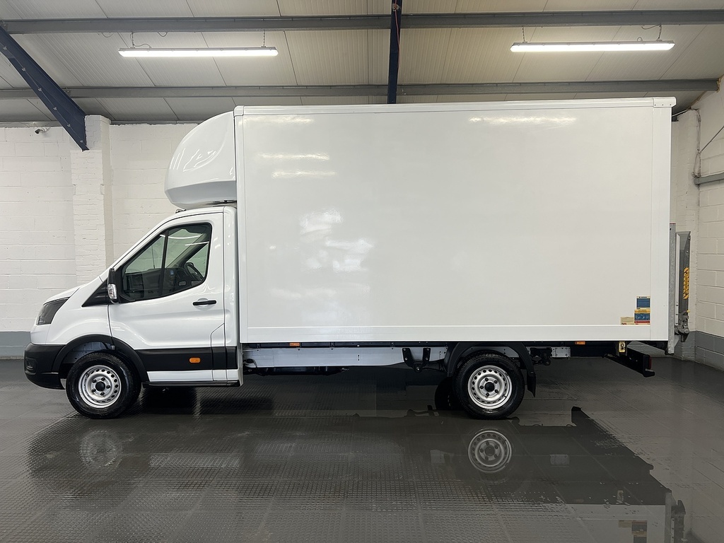 Ford Transit Custom 350 Ecoblue Leader 2.0 Luton HV71XHA White #2
