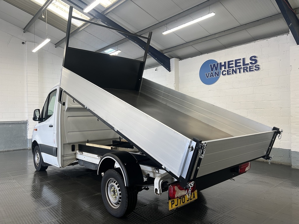 Mercedes-Benz Sprinter 315 Cdi Progressive 2.0 Tipper Diese PJ70JZA White #2