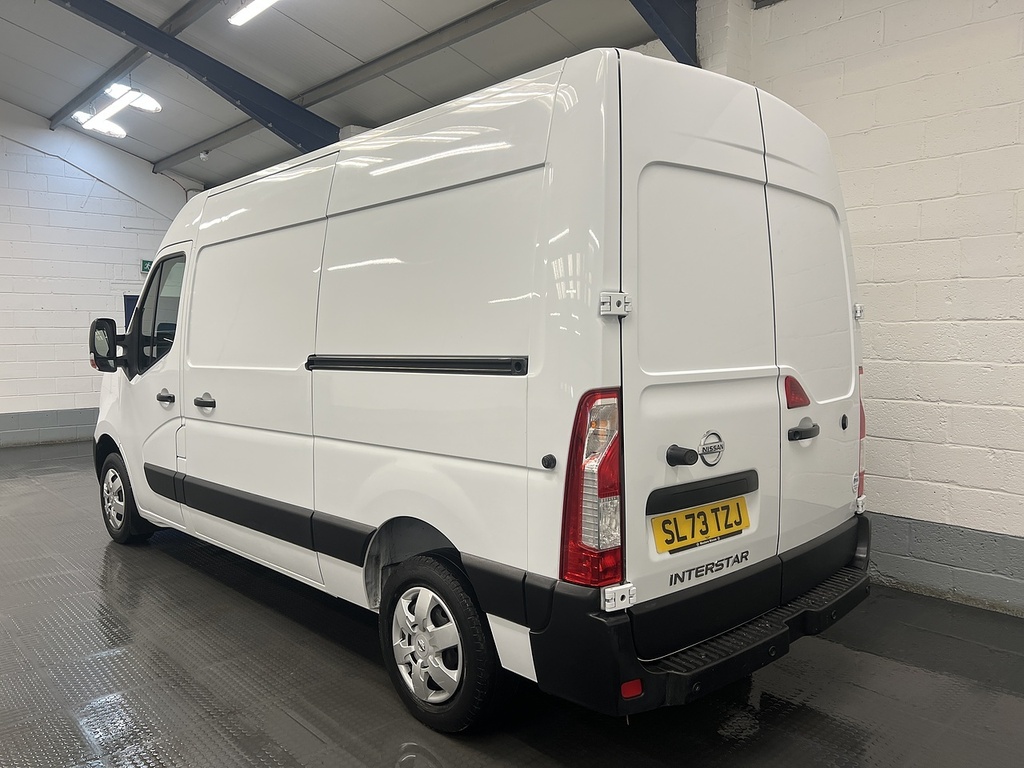 Nissan InterStar 2.3 Dci 33 Acenta Panel Van Fwd White #3