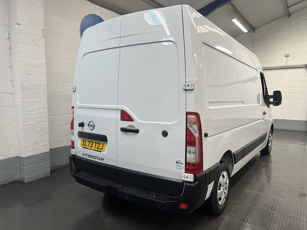 Nissan InterStar 2.3 Dci 33 Acenta Panel Van Fwd White #5