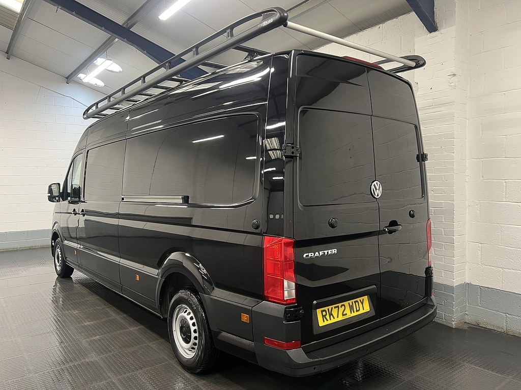 Volkswagen Crafter 2.0 Tdi Cr35 Trendline Panel Van RK72WDY Black #3