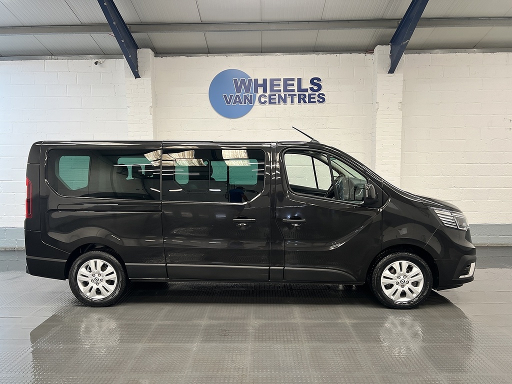 Renault Trafic 2.0 Dci Ll30 Sport Minibus Double Cab E MJ24GMX Black #6