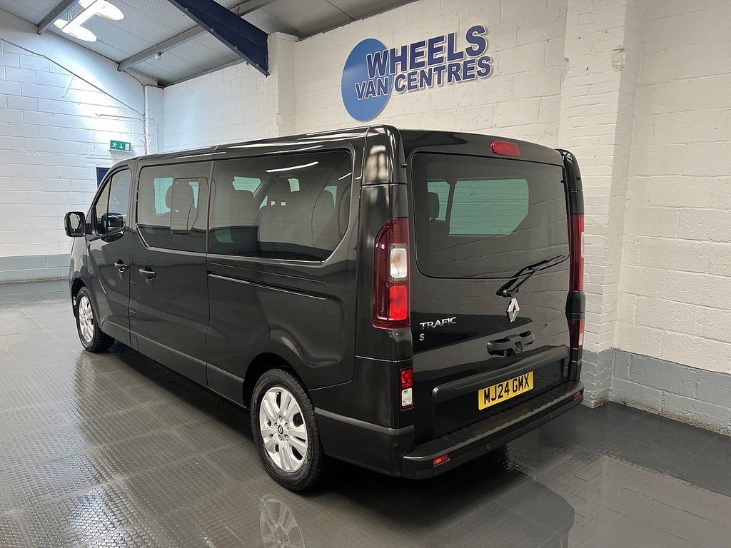 Renault Trafic 2.0 Dci Ll30 Sport Minibus Double Cab E MJ24GMX Black #3