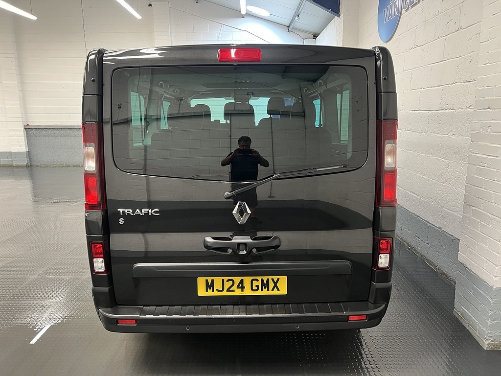Renault Trafic 2.0 Dci Ll30 Sport Minibus Double Cab E MJ24GMX Black #4