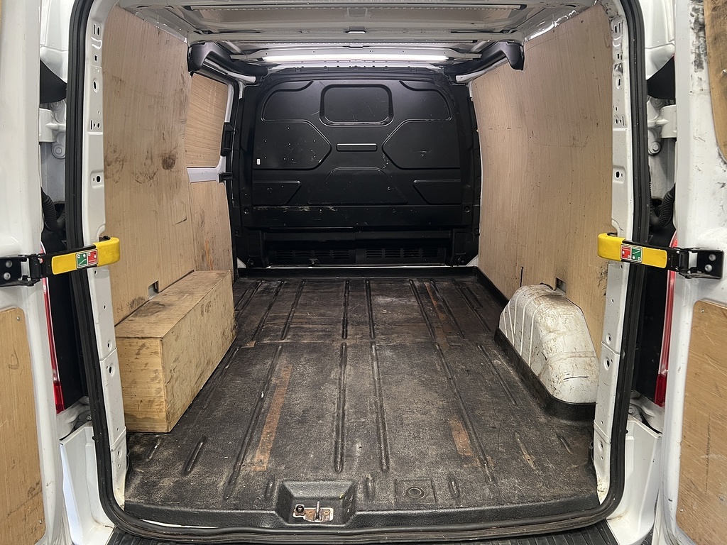 Ford Transit Custom 2.0 300 Ecoblue Limited Panel Van Manua LD23SXU White #5